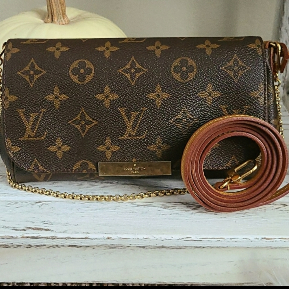 ♦️♦️Sold♦️♦️Louis Vuitton favorite Pm💙